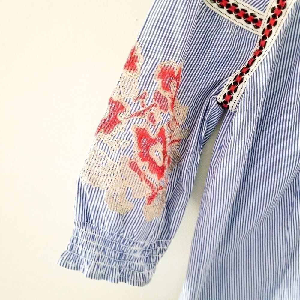 Signature studio dress with embroidery details - Picture 8 of 8